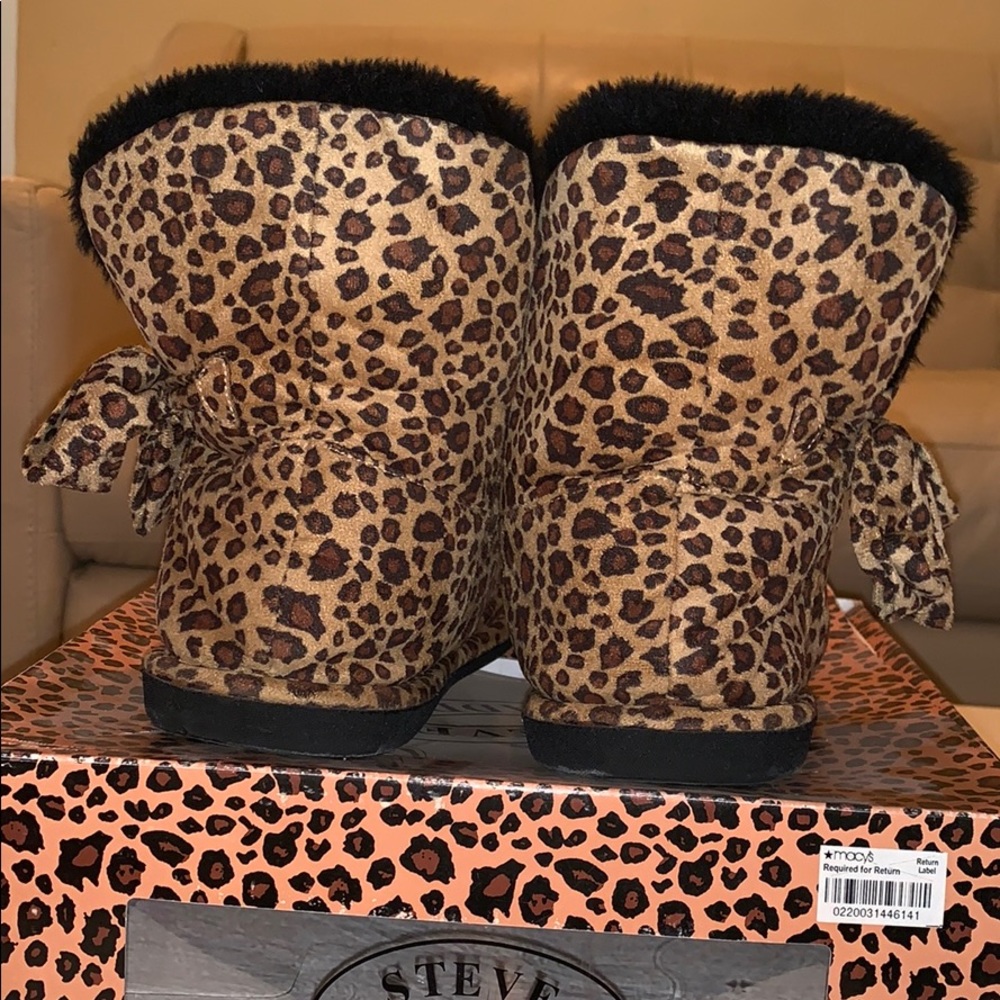 Booties - Picture 3 of 3